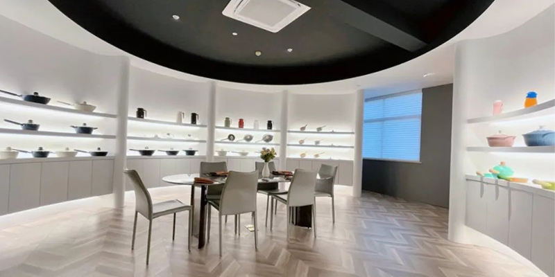 春暖花開，賓客沓來！